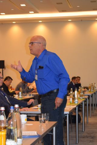 Aharon Gedanken addressing the delegates at the International Conference on Textile Coating and Laminating.