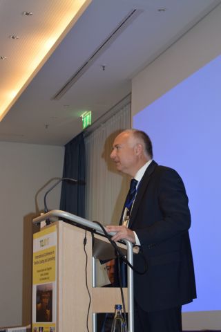 Thomas Schmidt speaking in Berlin.